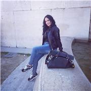 Neolaureata magistrale in lingue con specializzazione in anglistica